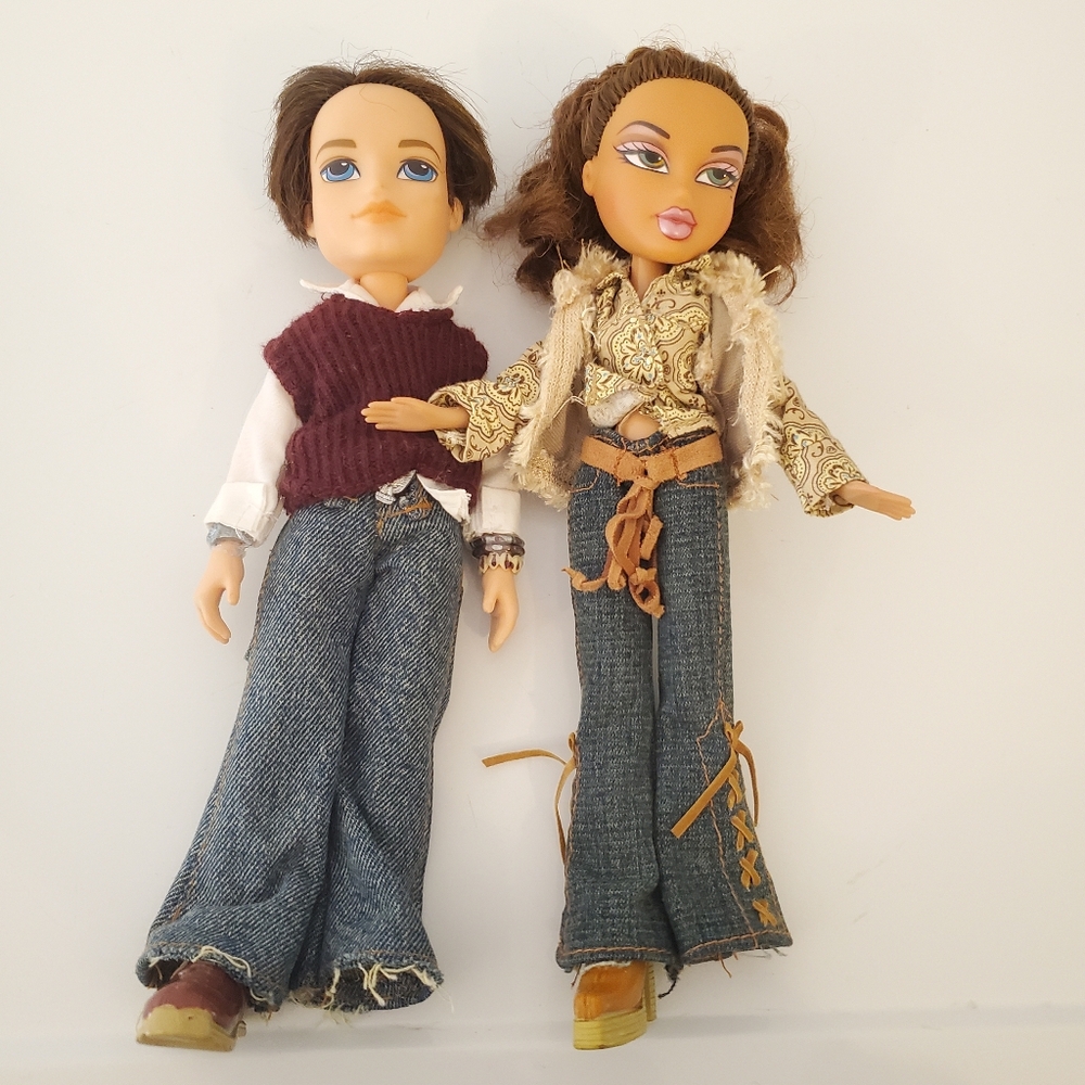 Bratz Dolls Bundle (Missing Shoes)